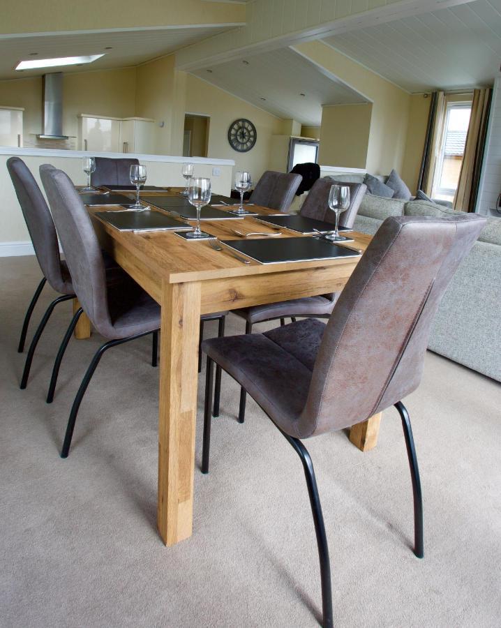 Lovely 3-Bed Cottage In Ely Luaran gambar